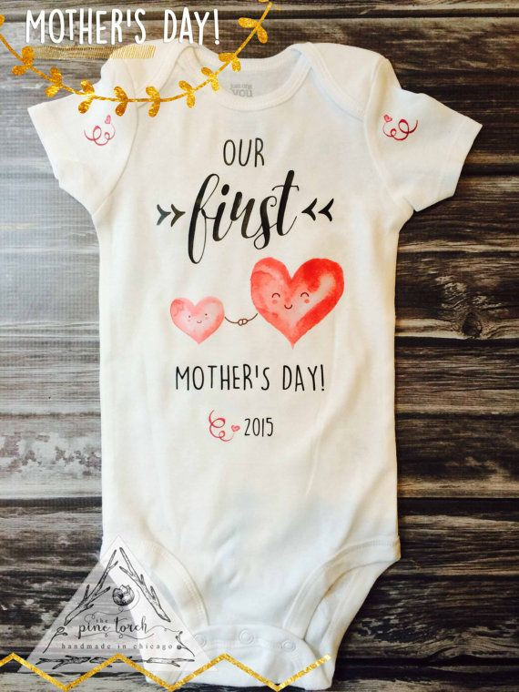 1St Mother'S Day Gift Ideas
 Our First Mother s Day esie moda pára bebes