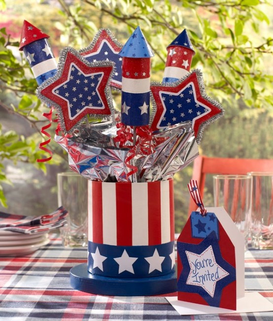 4th Of July Centerpiece Ideas
 53 Cool 4th July Centerpieces In National Colors DigsDigs