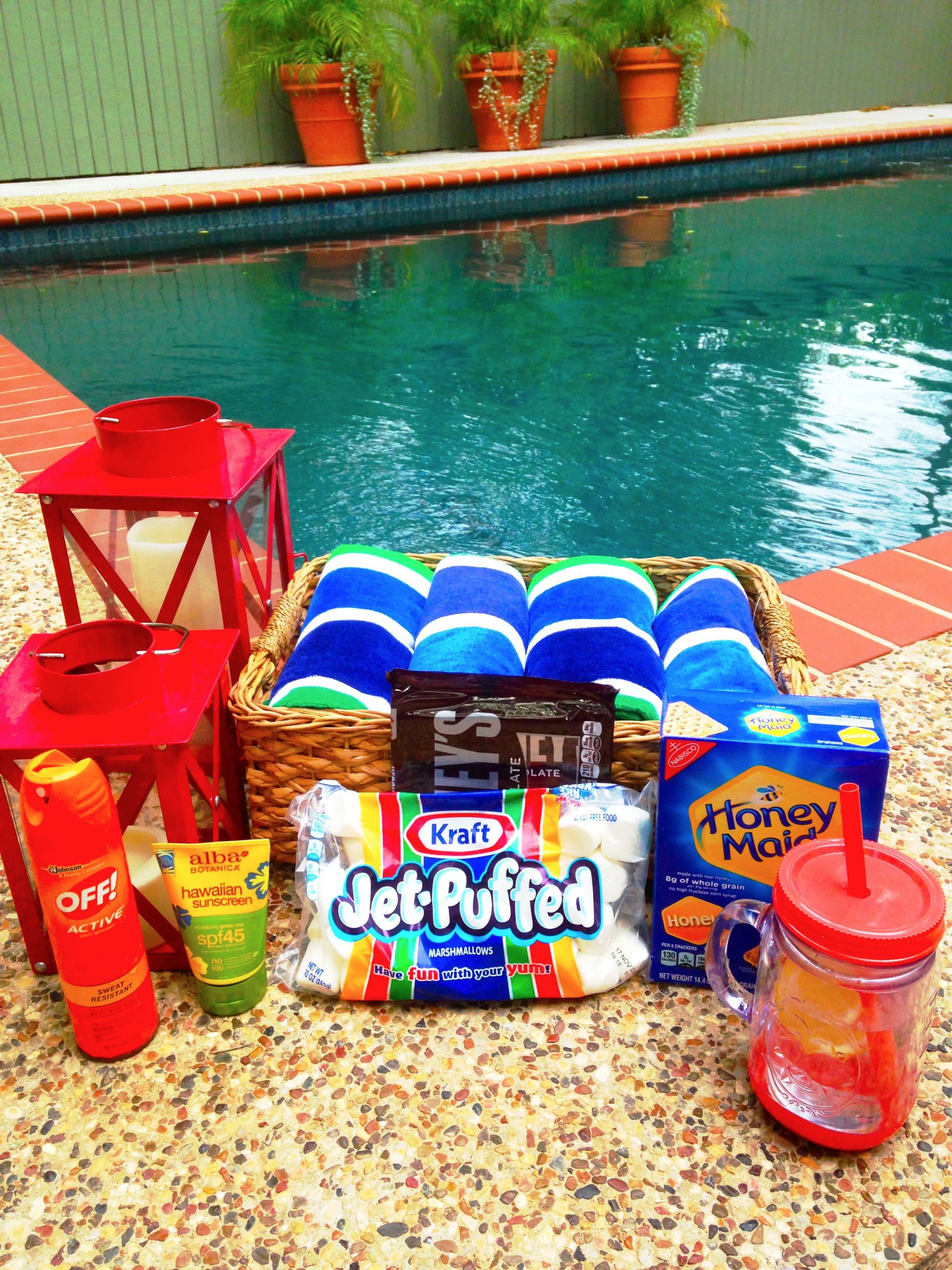 4Th Of July Pool Party Ideas
 Party Etiquette 8 Festive 4th of July Pool Party Ideas
