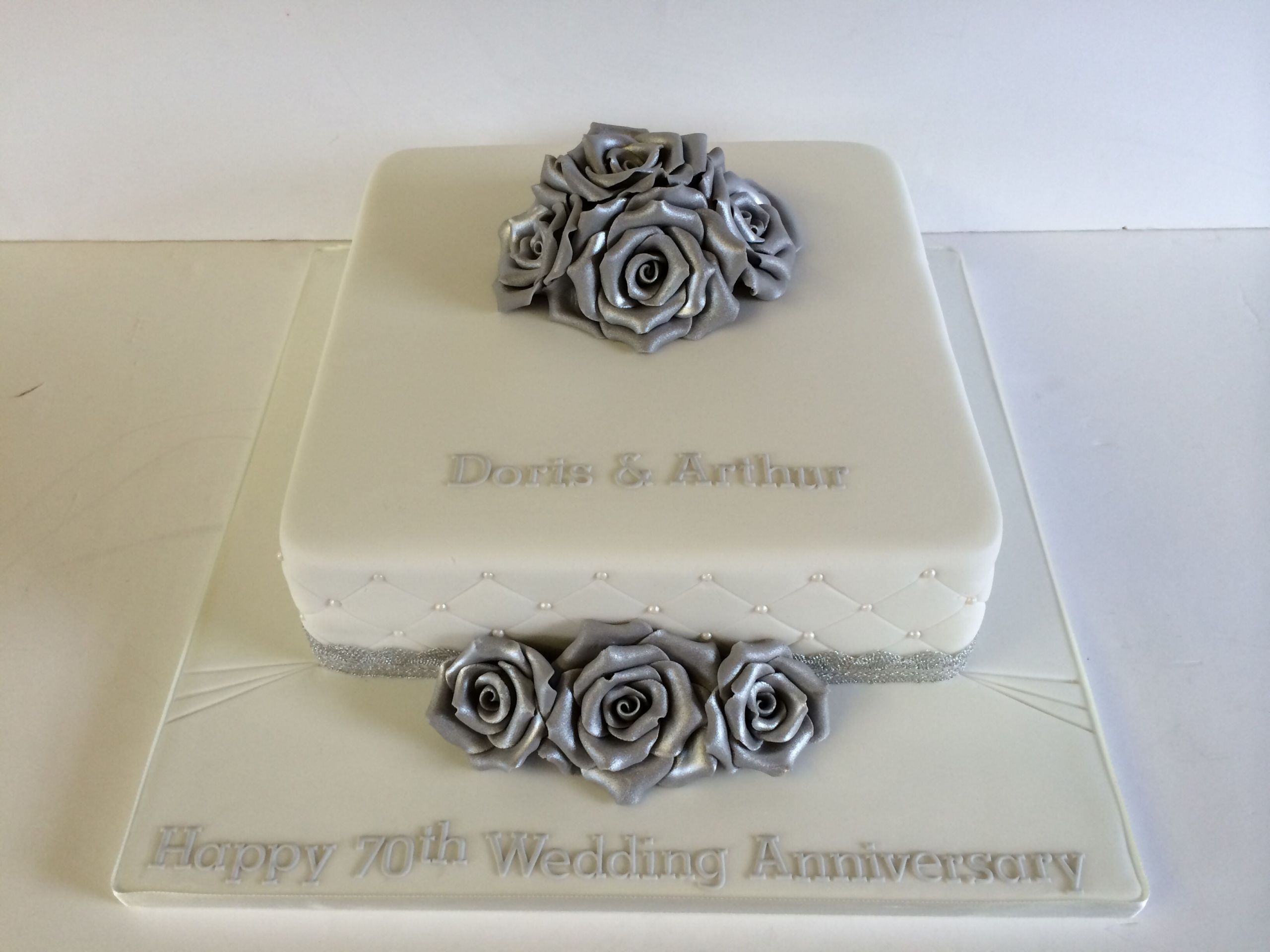 70Th Wedding Anniversary Gift Ideas
 70th wedding anniversary cake platinum silver roses