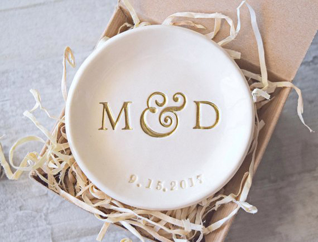 8Th Anniversary Gift Ideas For Her
 8 Creative Date Ideas and 8th Wedding Anniversary Gifts