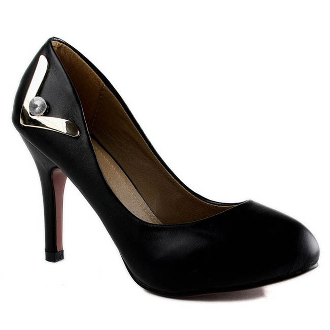 Affordable Wedding Shoes
 Black Sandals August 2013