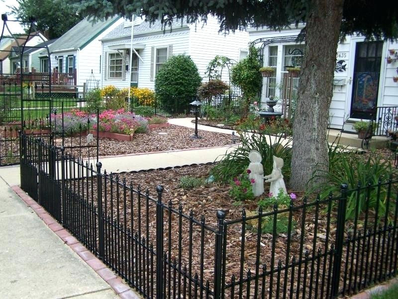 Average Cost Of Fencing Backyard
 Front Yard Fence Modern Average Cost – Decor House