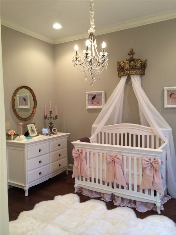 Baby Girls Bedroom Decorations
 13 Queen Themed Baby Girl Room Ideas
