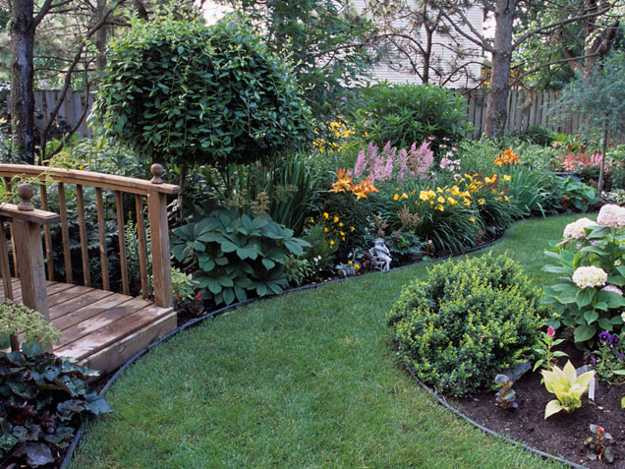 Back Patio Landscaping Ideas
 25 Beautiful Backyard Landscaping Ideas and Gorgeous