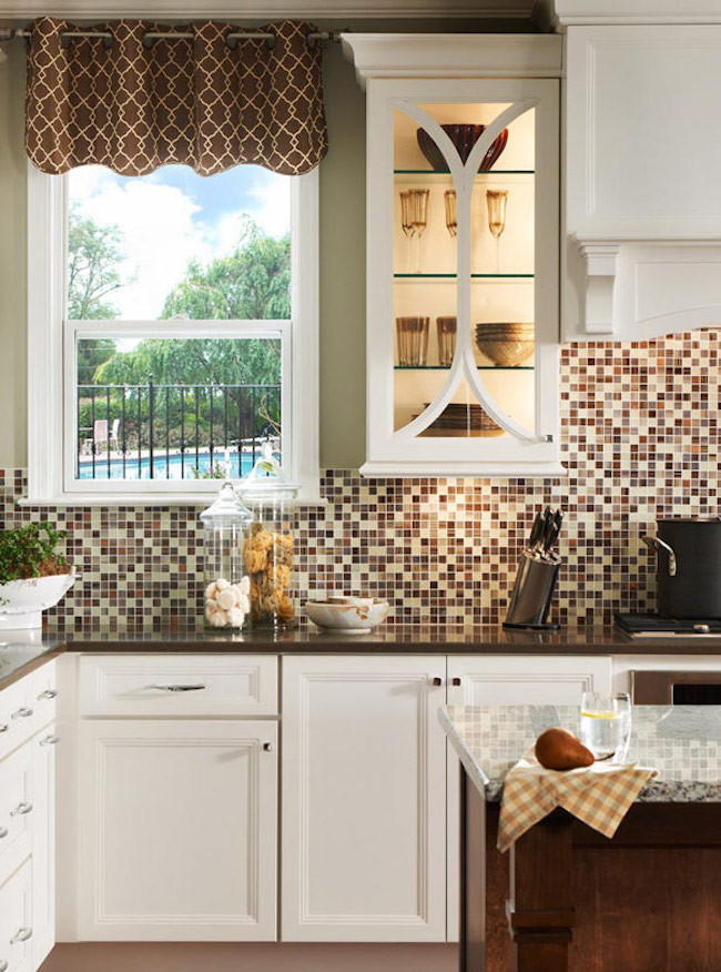 Backsplash Kitchen Tiles
 18 Gleaming Mosaic Kitchen Backsplash Designs