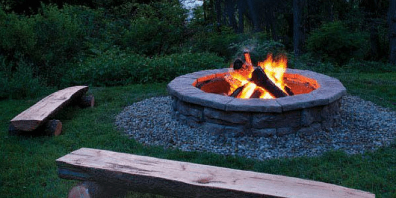 Backyard Bonfire Pit
 Engineering the World’s Best Fire Pit for Your Backyard