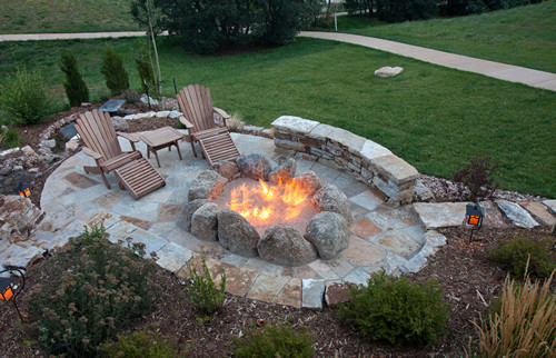 Backyard Bonfire Pit
 Fire Pits are a Hot Trend for Backyards Are they covered