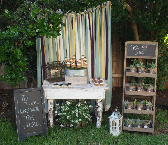 Backyard Grad Party Ideas
 Graduation Party Inspiration