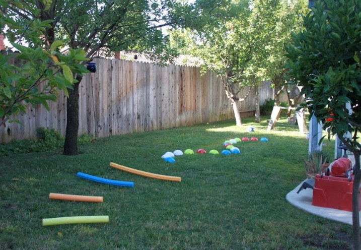 Backyard Kids Game
 10 The Best DIY Backyard Games for Kids Women Daily