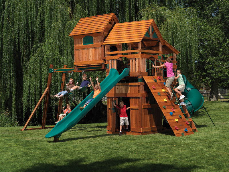 Backyard Play Equipment
 5 Tips for Designing a Kid Friendly Backyard