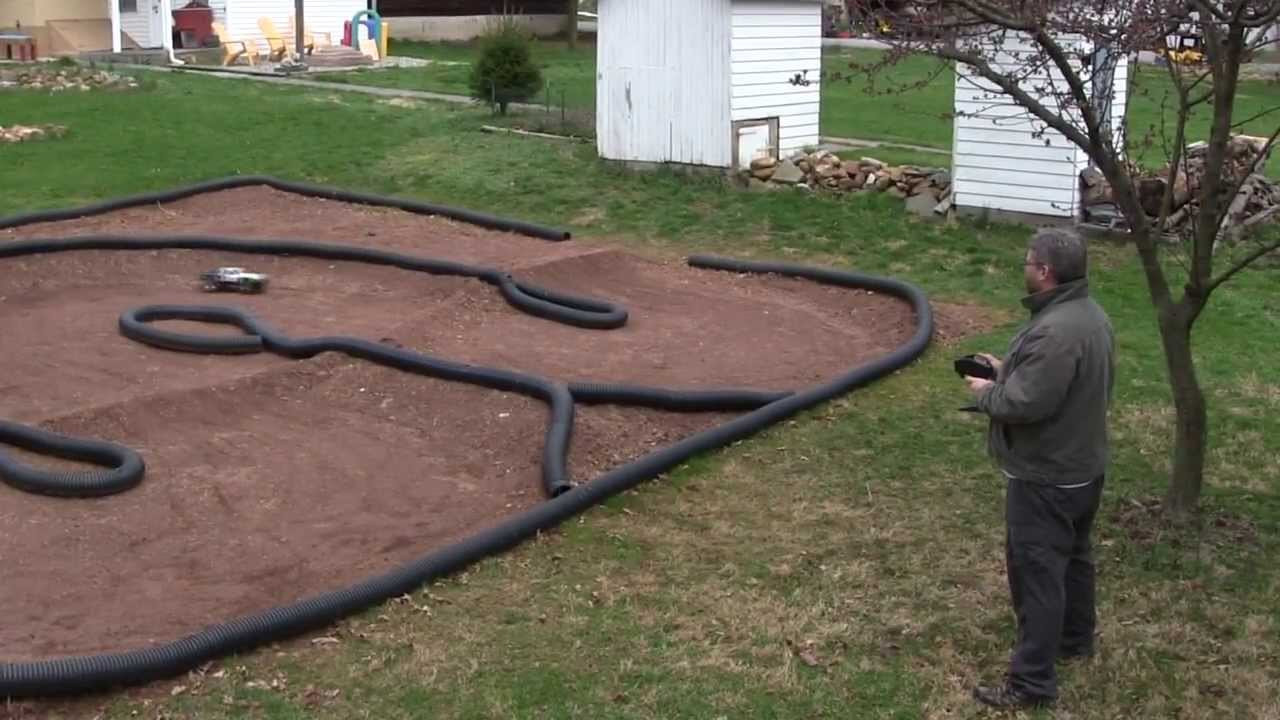 Backyard Race Track
 How to make a backyard RC car track tips and techniques