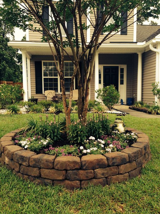 Backyard Tree Ideas
 18 Genius Flower Beds Around Trees You Need To See The