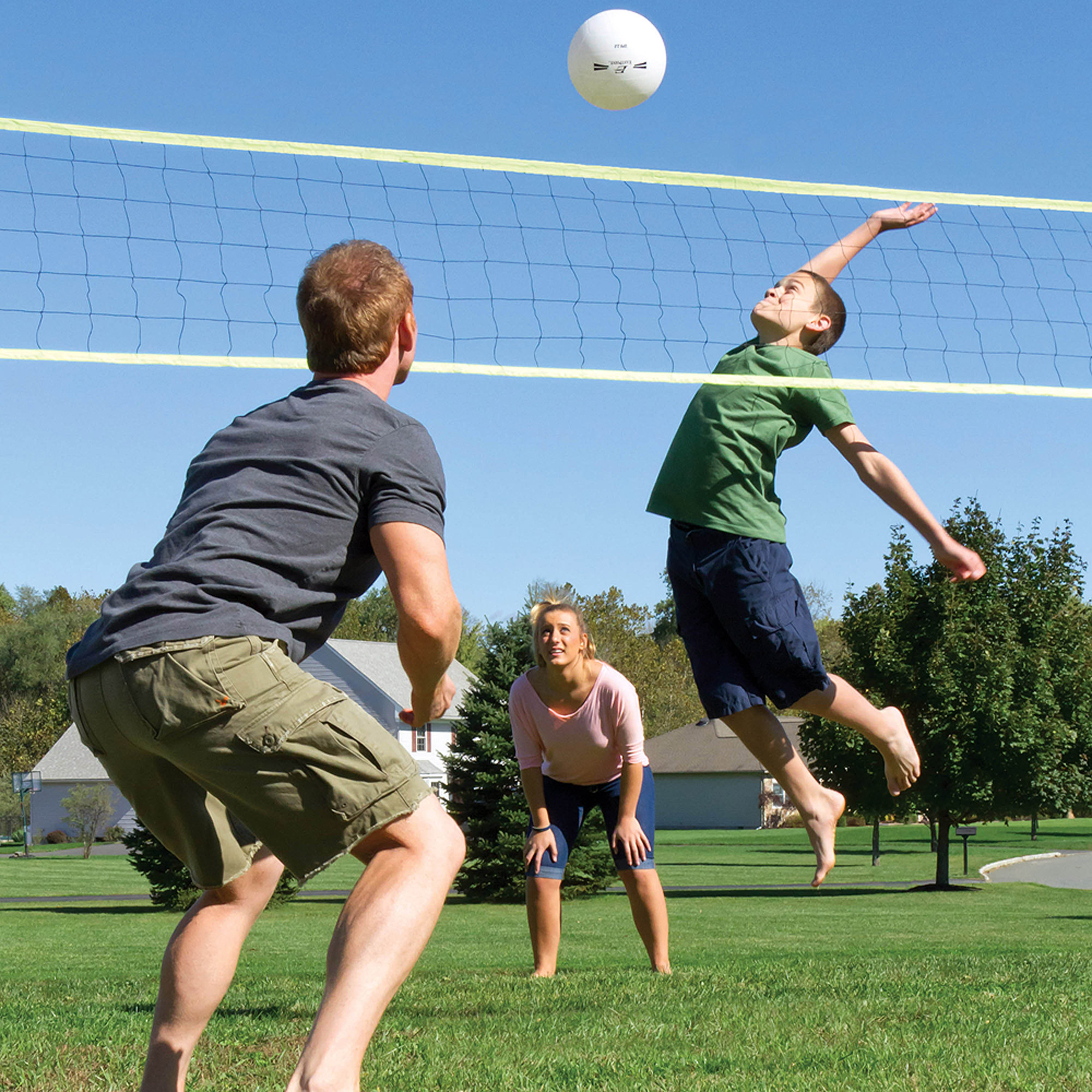 Backyard Volleyball Set
 Portable Volleyball Set For Family Camping Beach Net With
