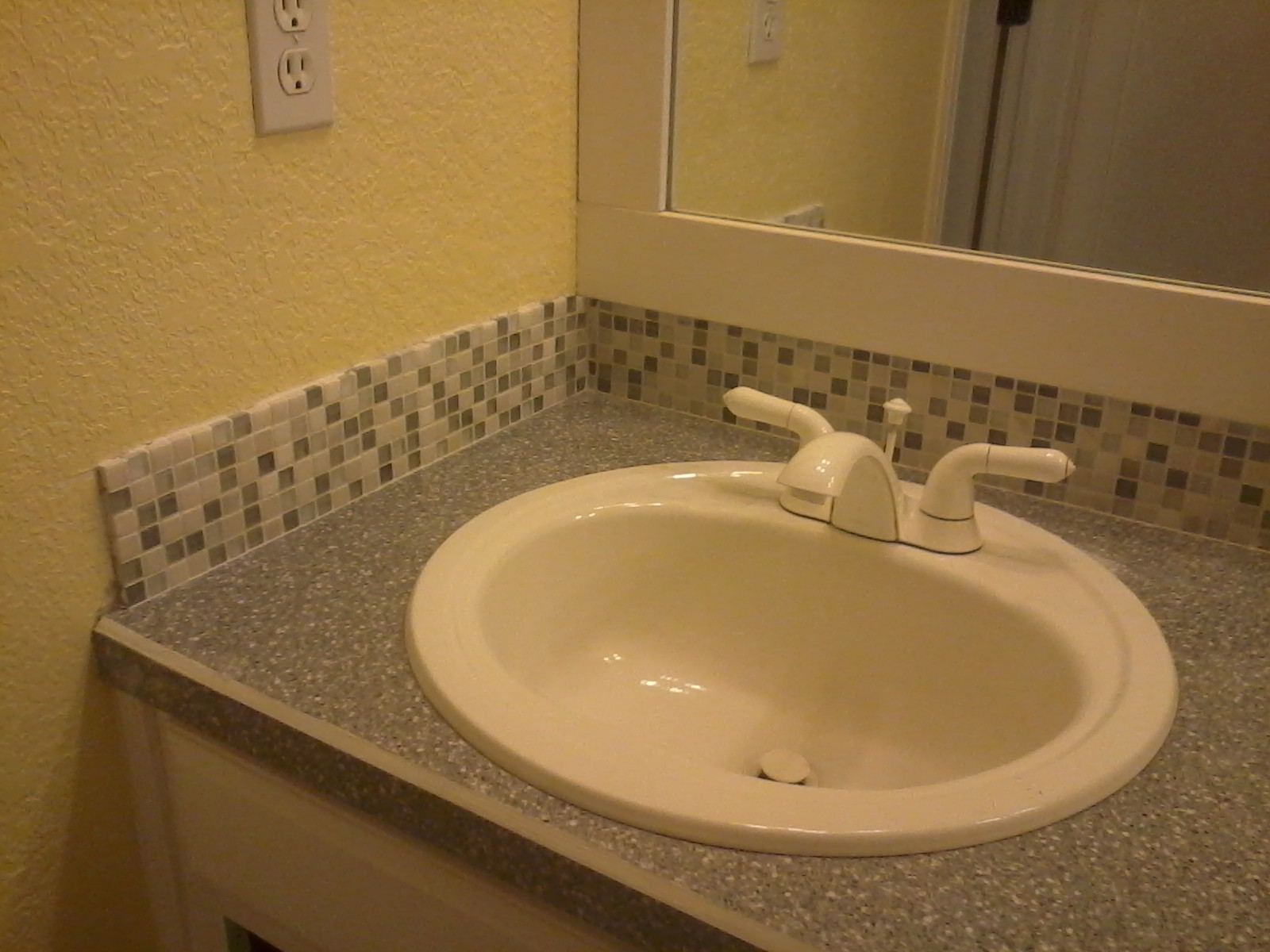 Bathroom Mosaic Tile Backsplash
 301 Moved Permanently