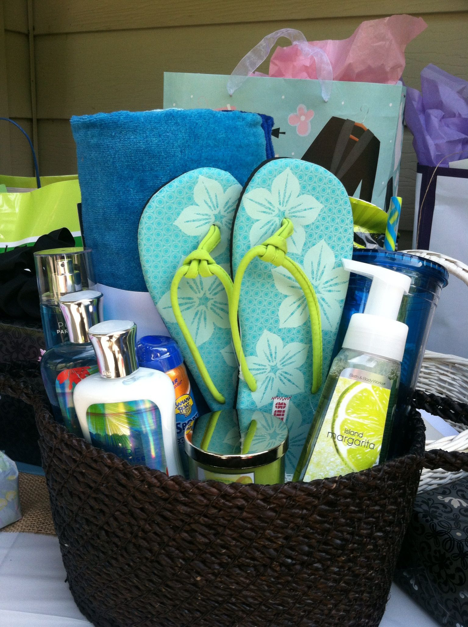 Beach Basket Gift Ideas
 Bridal Shower t beach theme …