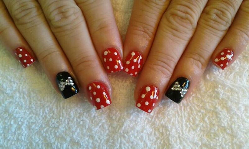 Beautiful Nails Brentwood
 minnie mouse acrylic nails