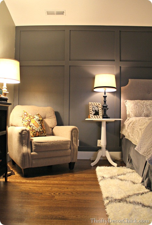 Bedroom Feature Wall Ideas
 Dark gray accent wall from Thrifty Decor Chick