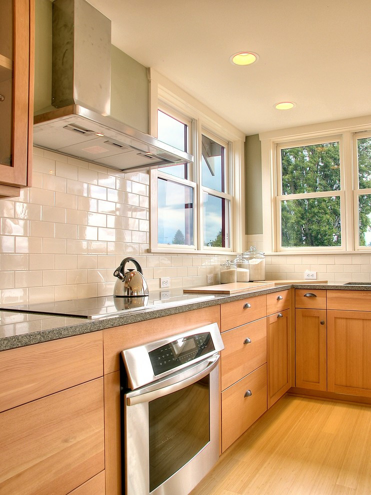 Beige Kitchen Backsplash
 beige subway tile Kitchen Traditional with backsplash