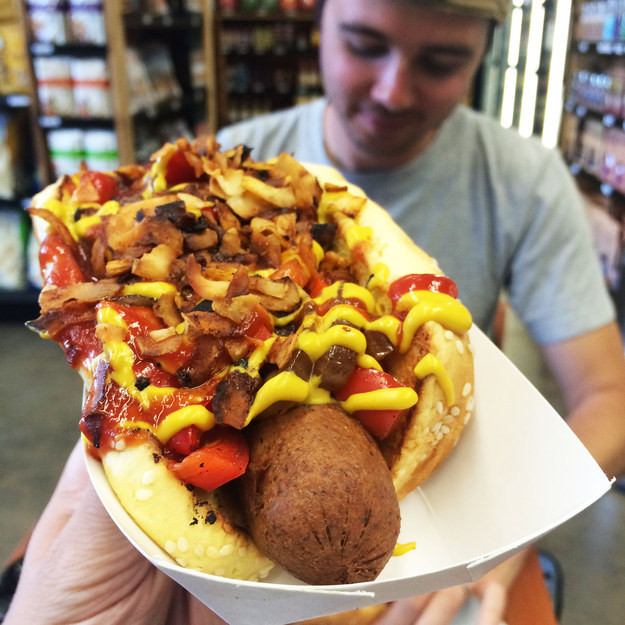 Best Vegan Hot Dogs
 12 The Best Vegan Hot Dogs In Los Angeles