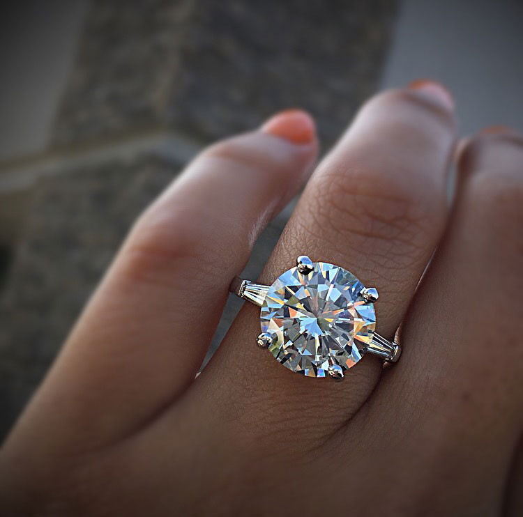 Big Diamond Rings
 Blac Chyna Huge 7ct Solitaire Diamond Engagement Ring