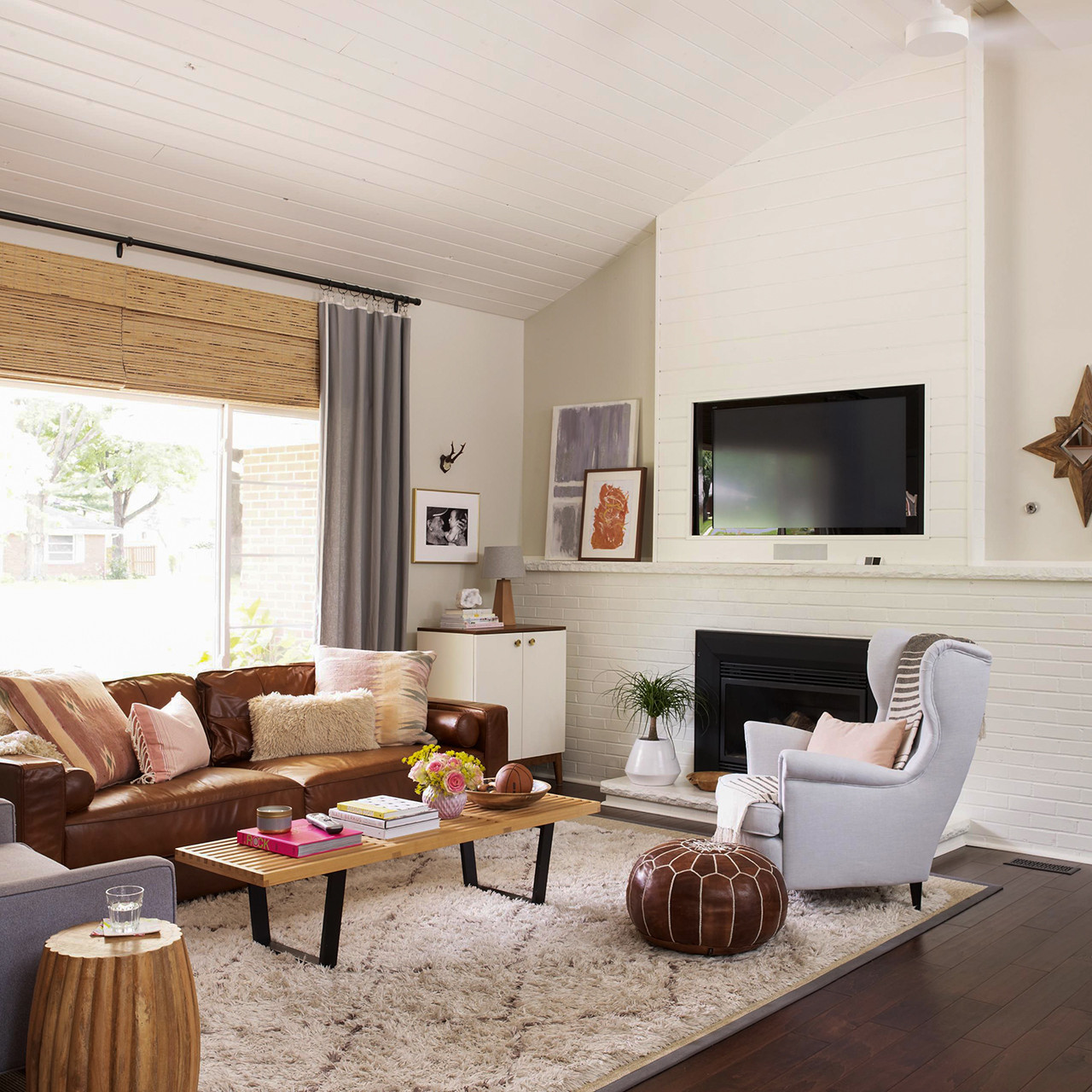 Brown Furniture Living Room Ideas
 Our Favorite Ways to Decorate with a Brown Sofa