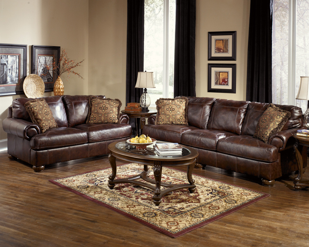 Brown Living Room Chairs
 19 Elegant Living Room Decorating Ideas With Brown Leather