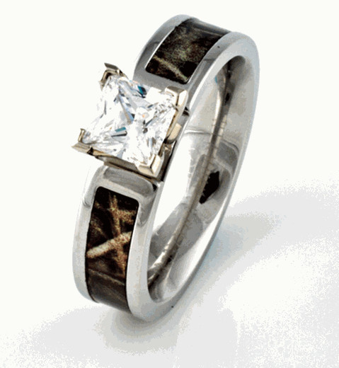 Browning Wedding Rings
 Women s Cobalt Chrome Princess Cut Diamond Camo Ring