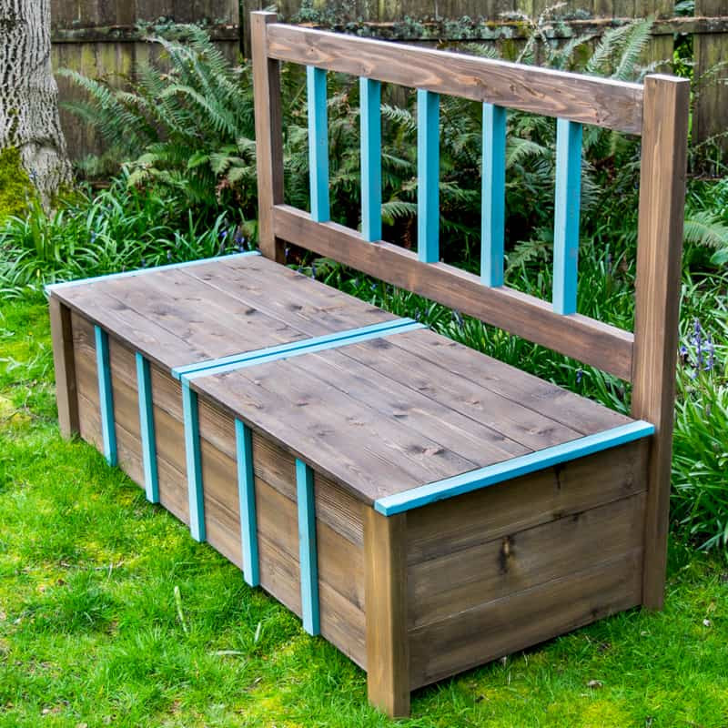 Build Outdoor Storage Bench
 DIY Outdoor Storage Bench The Handyman s Daughter