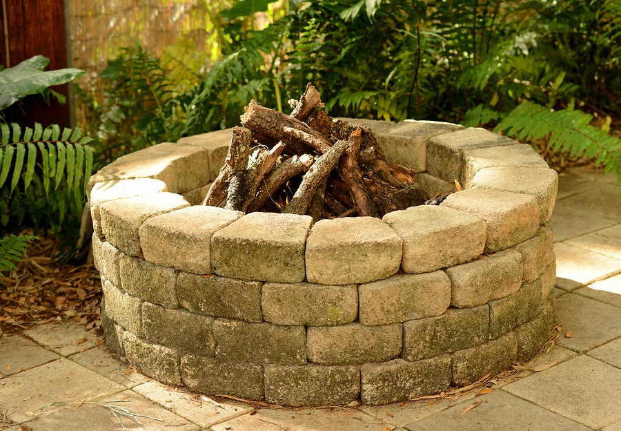 Building A Stone Fire Pit
 How to Build a Stone Fire Pit Greenwood Hardware