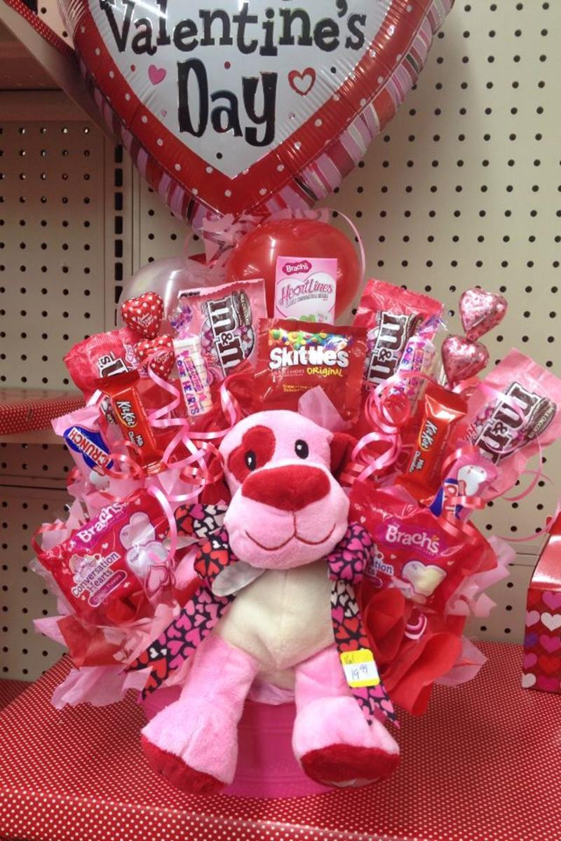 Candy Baskets For Valentines Day
 30 Easy and Beautiful Valentine Candy Bouquet Ideas