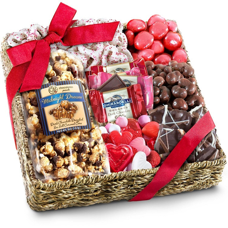 Candy Baskets For Valentines Day
 Chocolate is Happiness 10 Unique Chocolate Valentine s