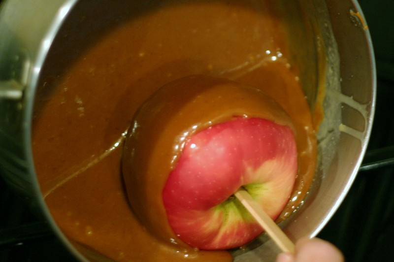 Caramel Dipping Sauce For Apples
 Caramel Apples – fy Belly