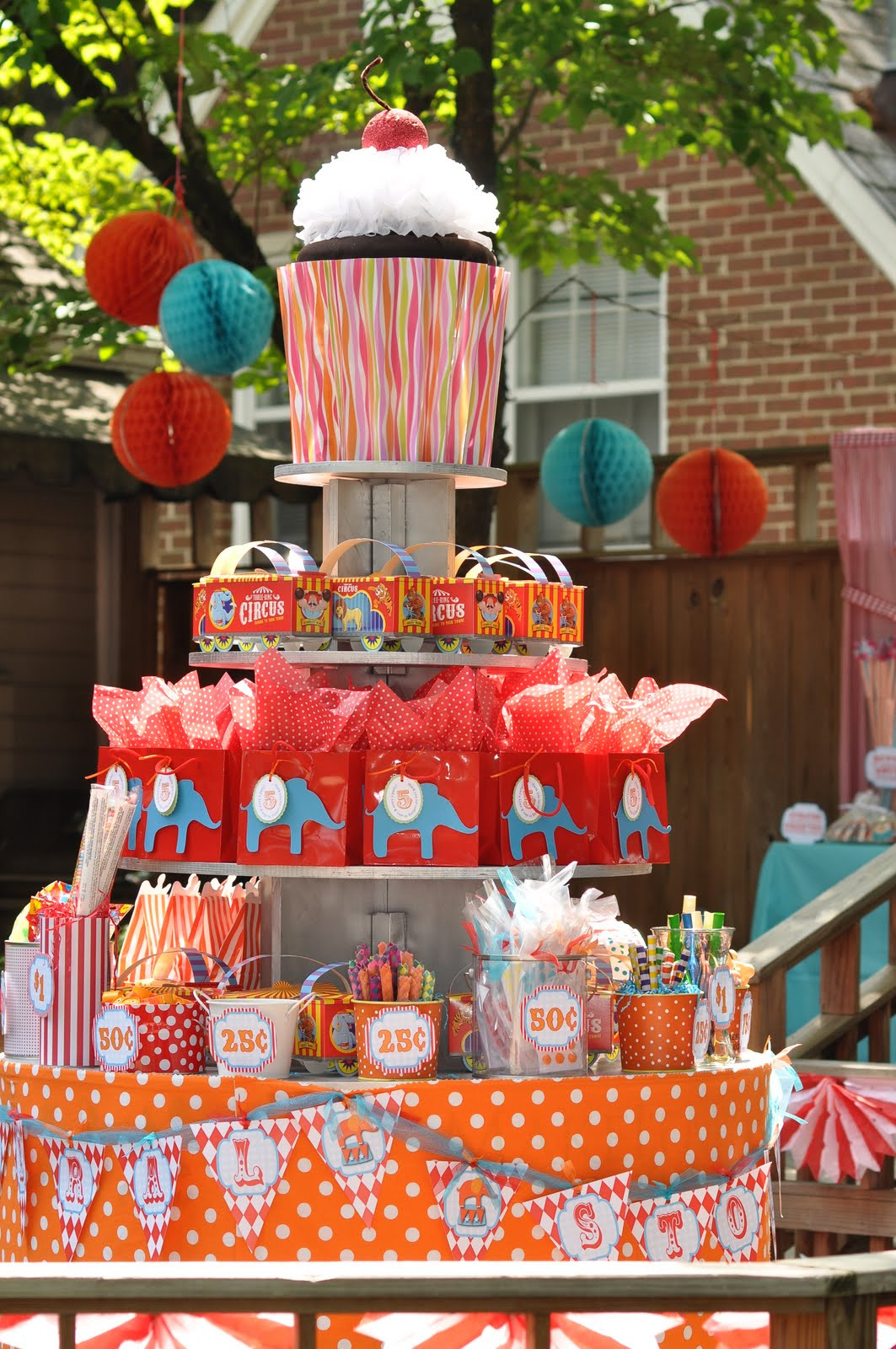 Carnival Birthday Decorations
 Circus Carnival Party