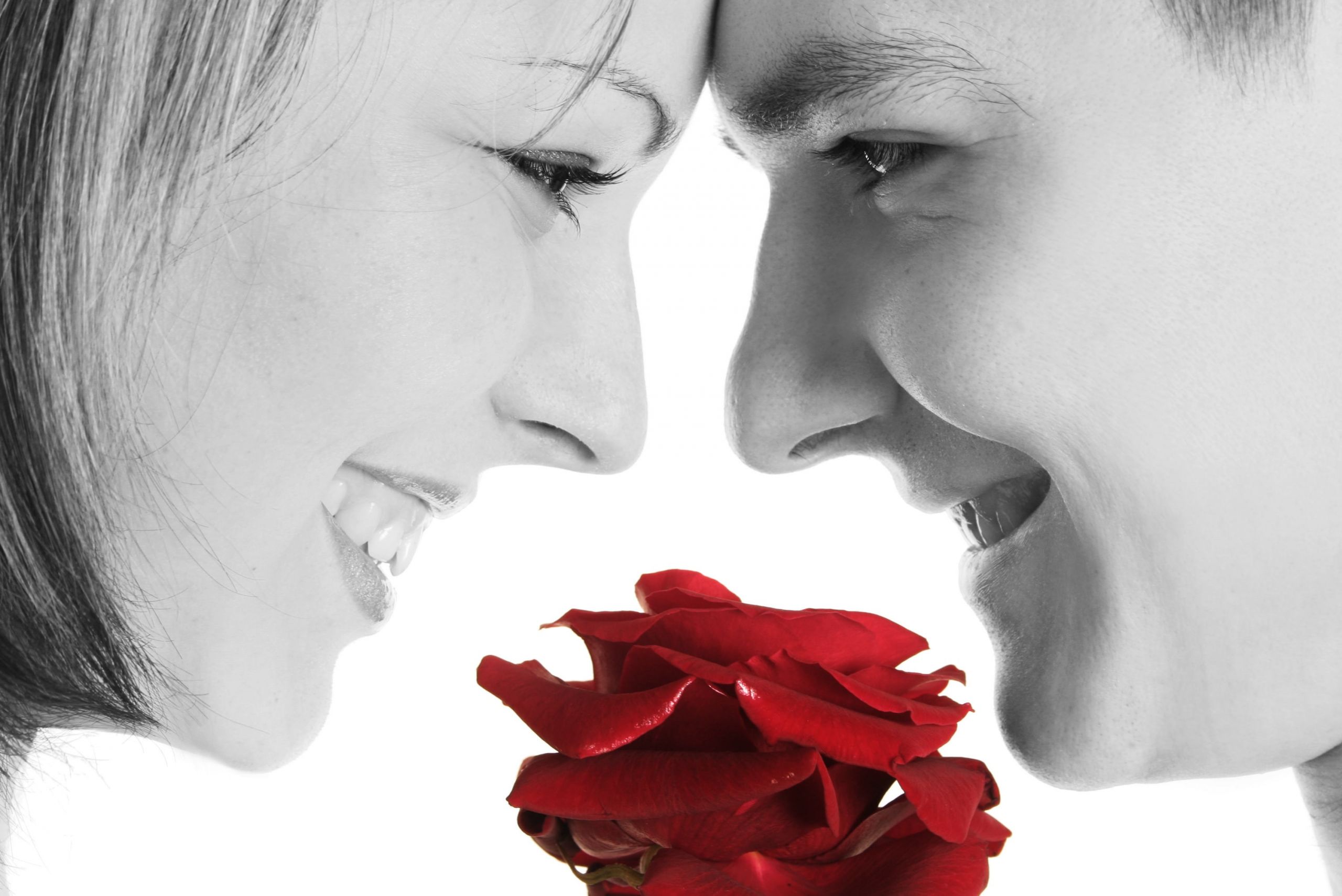 Cheap Gift Ideas For Girlfriend
 10 Romantic & Inexpensive Gift Ideas for Your Girlfriend