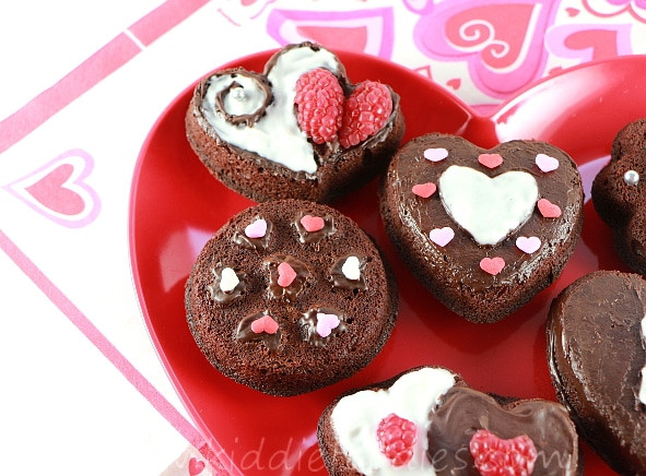 Chocolate Valentine Desserts
 10 Incredible Valentine s Day Desserts Hit Me with Your