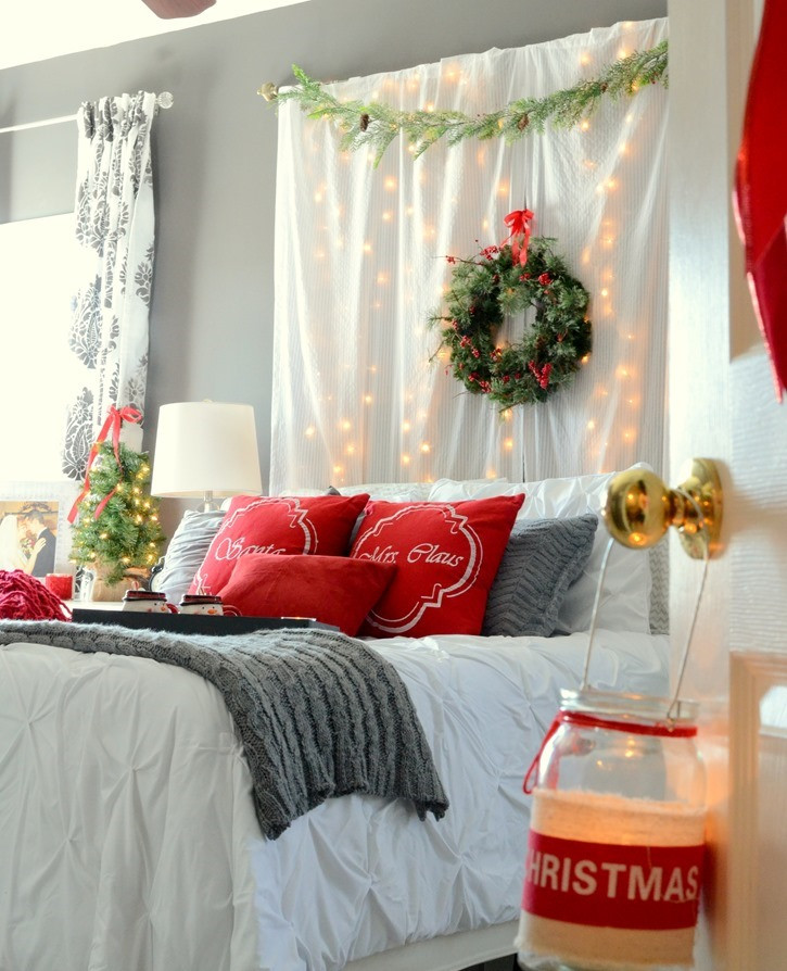 Christmas Decorations For Bedroom
 Romantic Christmas Bedroom