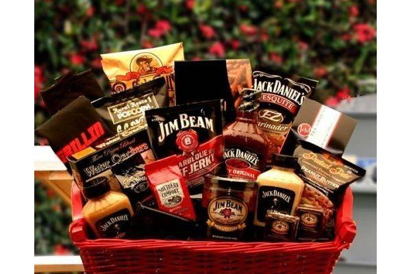 Christmas Gift Baskets Ideas For Men
 Amazing Christmas Gift Ideas for Couples Christmas