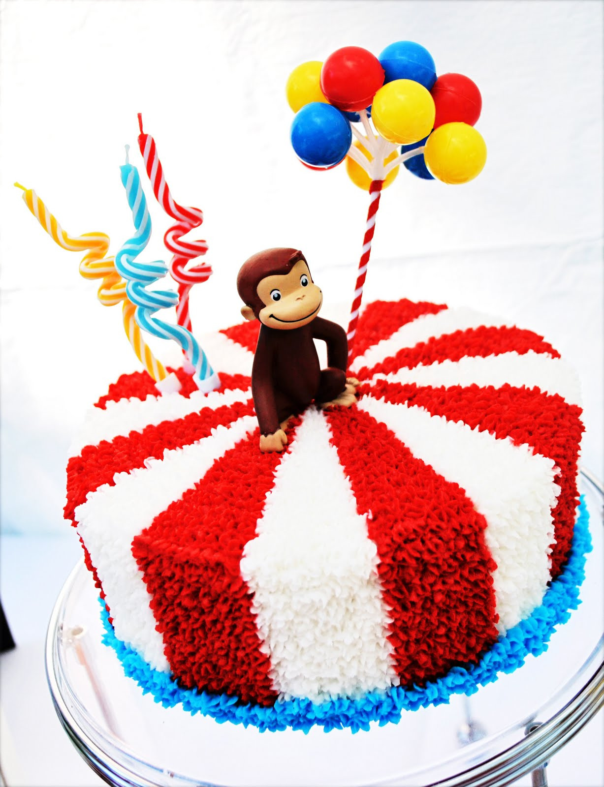 Circus Birthday Cake
 The Fast Lane ♥ REAL PARTY Curious George Goes to