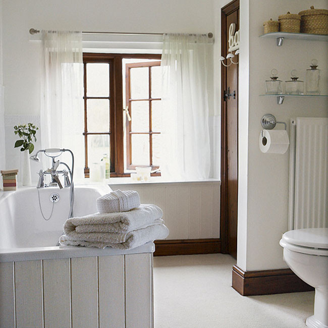 Classic Bathroom Design
 30 Elegant and Small Classic Bathroom Design Ideas