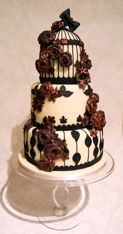 Cool Wedding Cakes
 UNUSUAL WEDDING CAKE IDEAS