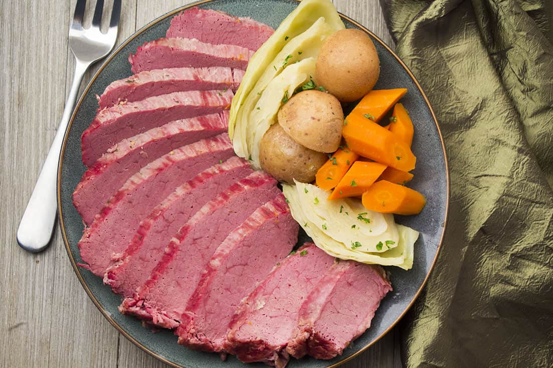 Corned Beef And Cabbage Recipe Oven
 Instant Pot Corned Beef Pressure Cooker Corned Beef and