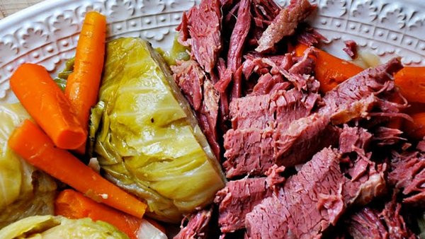Corned Beef And Cabbage St Patrick'S Day
 Corned Beef and Cabbage Get Saucy for St Patrick s Day