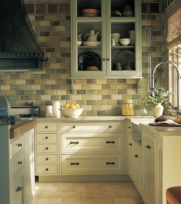 Country Kitchen Backsplashes
 Country Kitchen love the backsplash