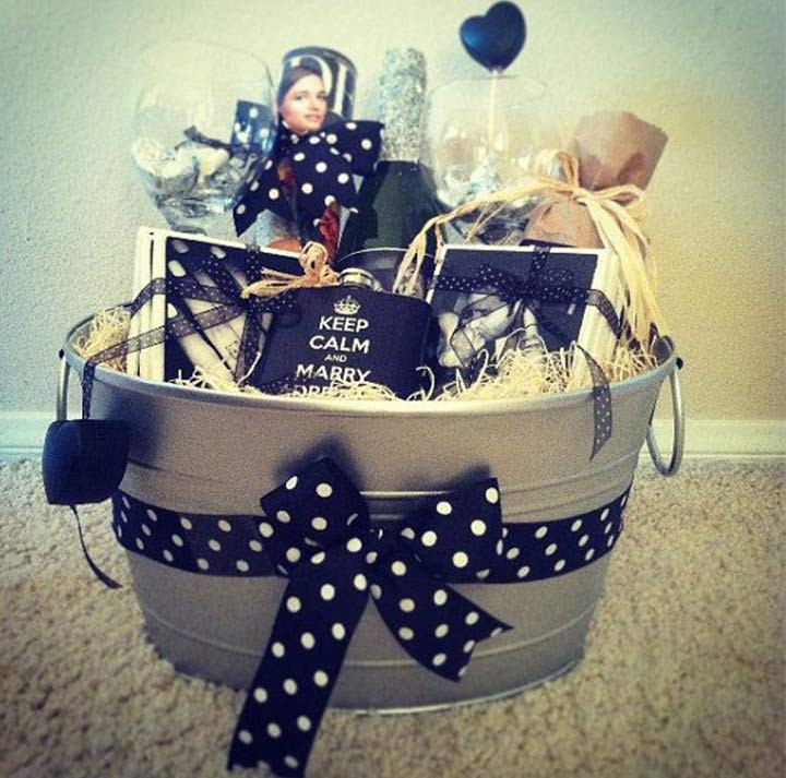 Couple Birthday Gift Ideas
 15 Out The Box Engagement Gifts Ideas For Your Favorite