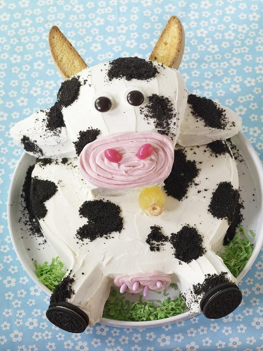 Cow Birthday Cake
 OUR CAPTIVATING “COW” CAKE – Hello Cupcake