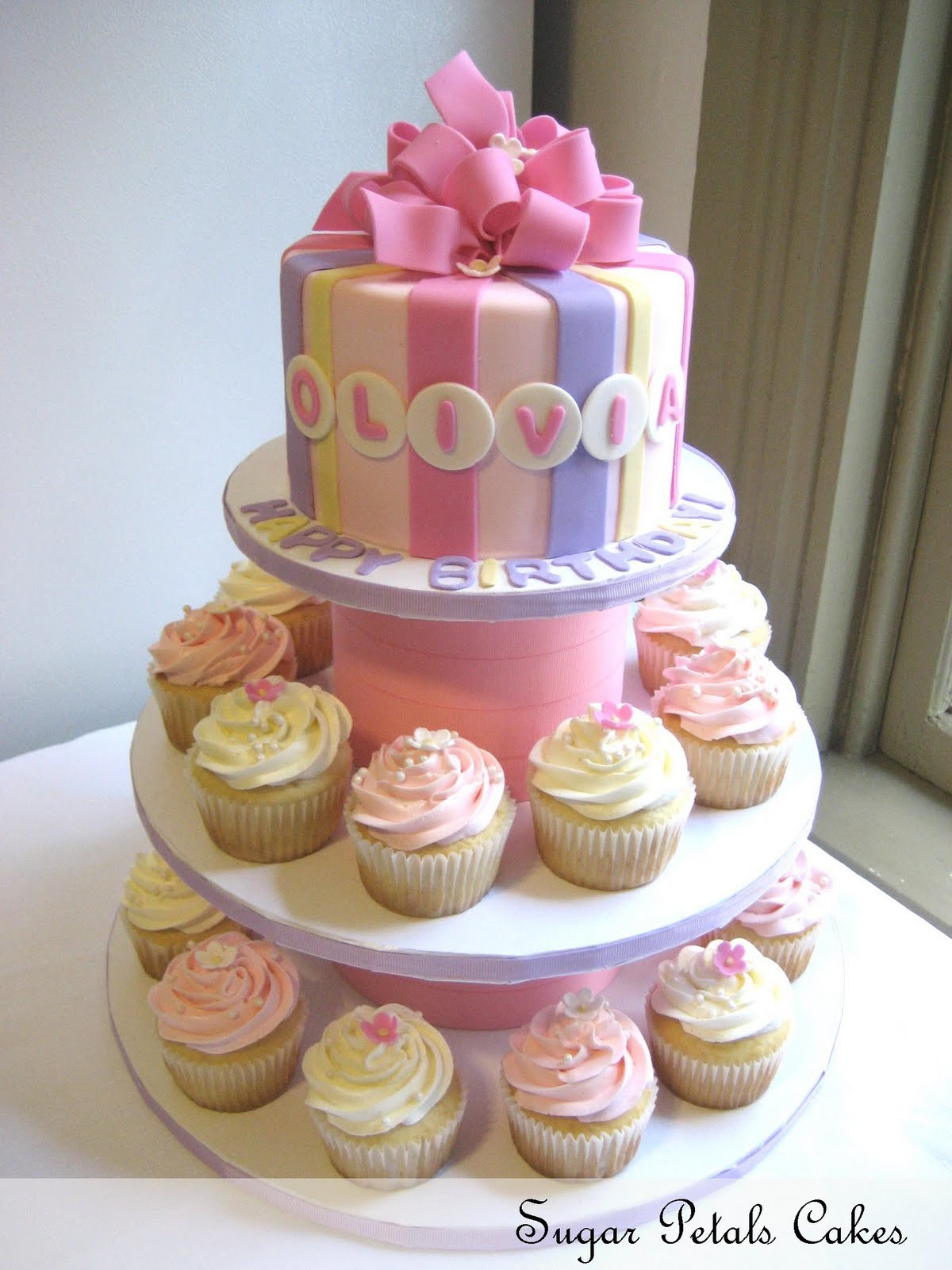 Cupcake Birthday Cake
 Sugar Petals Cakes Cupcakes for Olivia