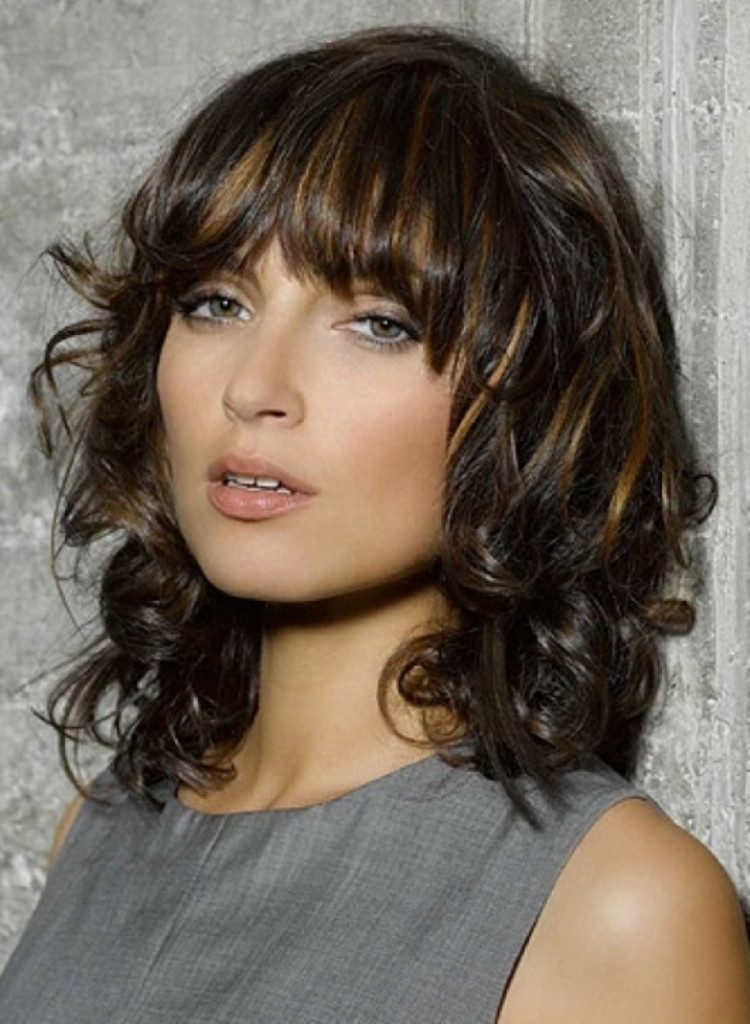 Curly And Wavy Hairstyles
 25 Short Curly Hair With Bangs