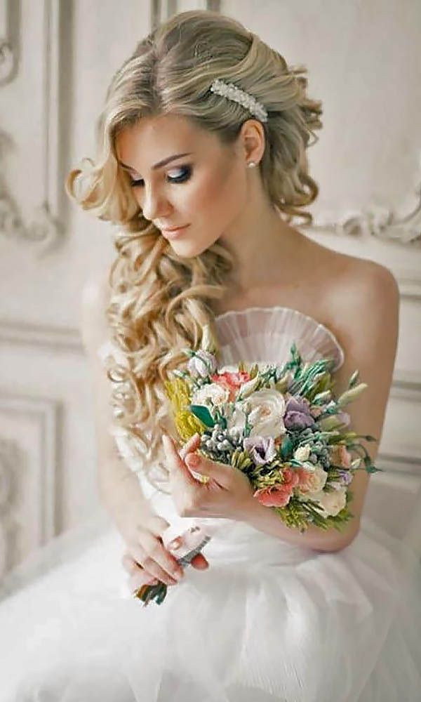 Curly Side Hairstyles For Wedding
 [Ultimate Guide] Wedding Updos For 2020 Brides