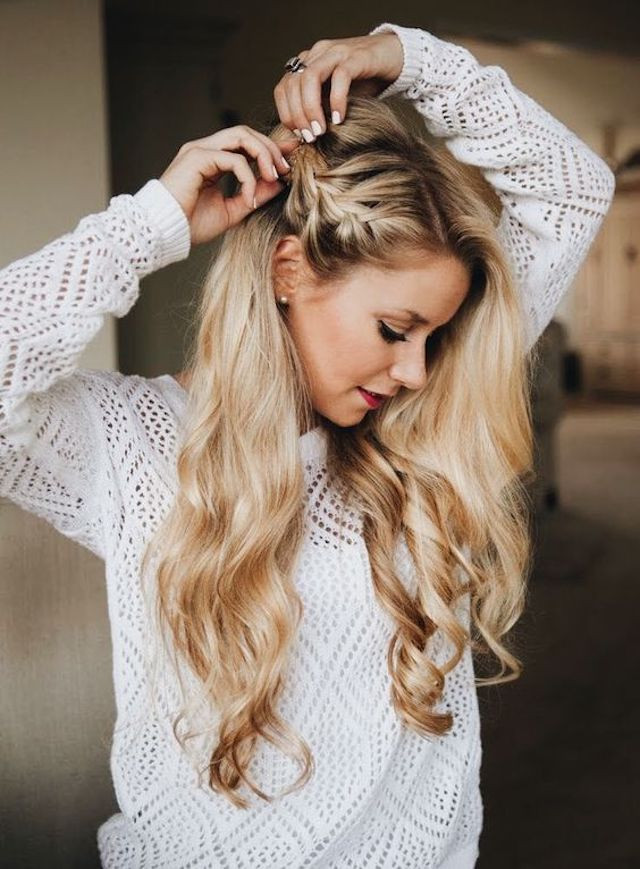 Curly Side Hairstyles For Wedding
 2018 Wedding Hair Trends